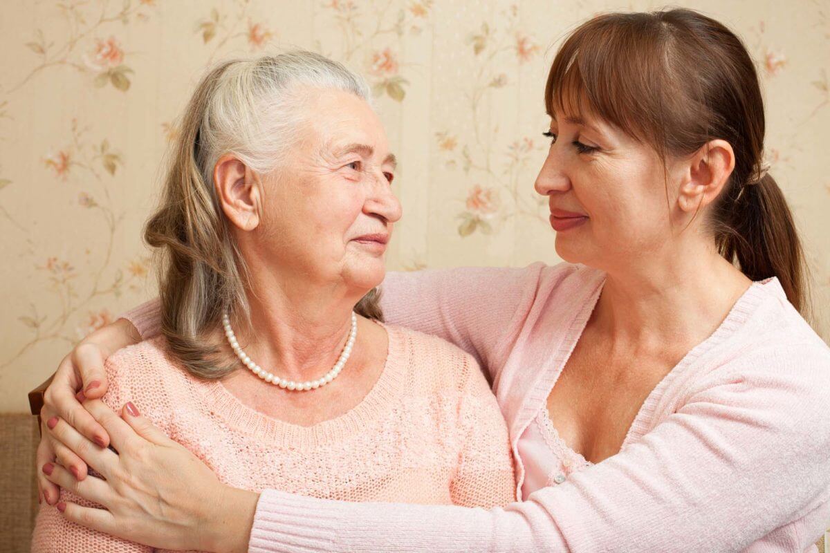 6-reasons-why-you-should-become-a-live-in-caregiver